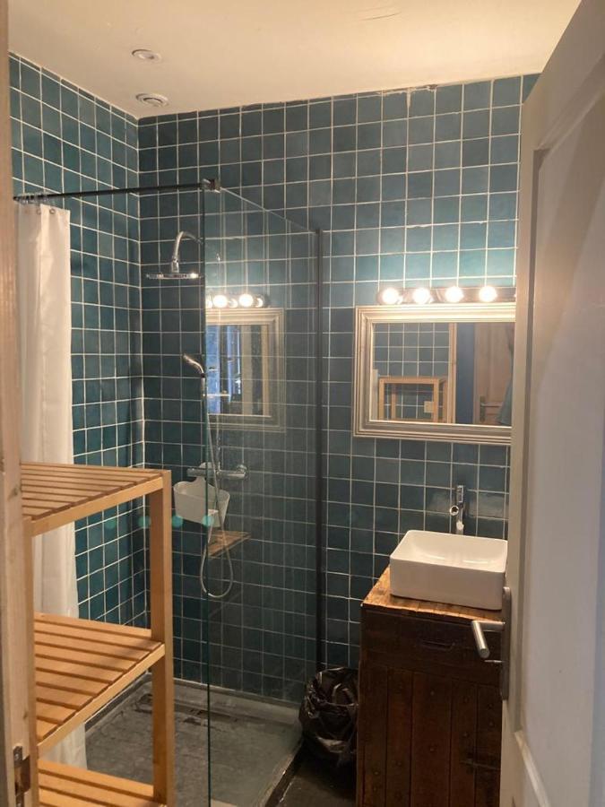 Appartement Les toits de Marseillan Chambre photo