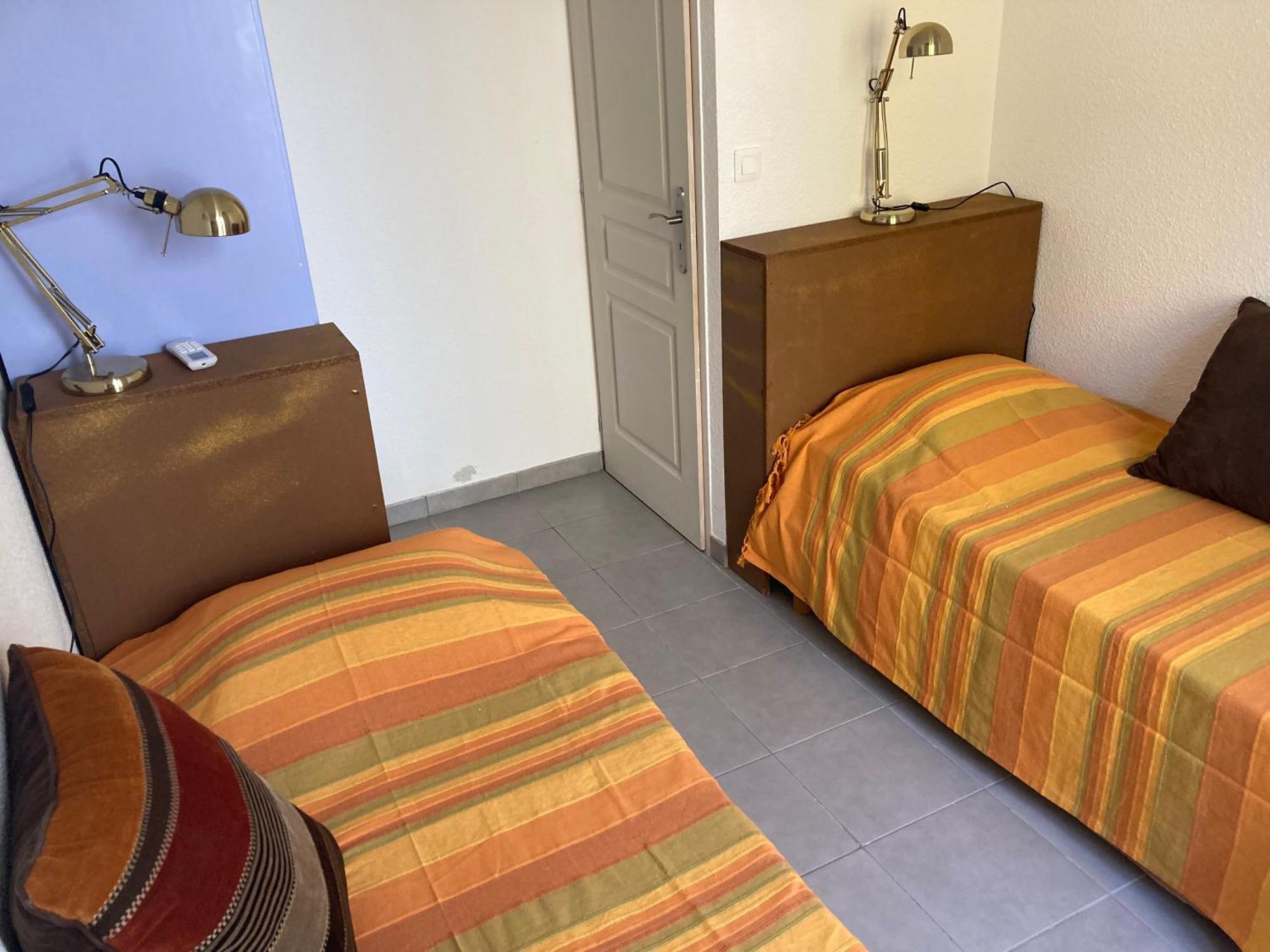Appartement Les toits de Marseillan Chambre photo